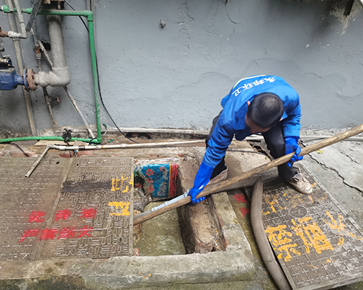 八步清掏化粪池